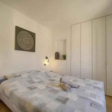 Le Nico - Elegant - Centre - Vca Lägenhet *